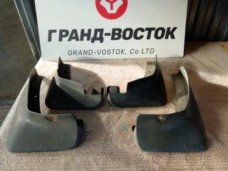 Брызговик Mitsubishi Outlander 2006