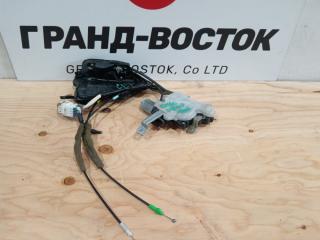 Запчасть замок боковой двери передний левый Lexus LS460 2006