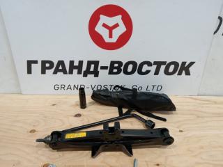 Запчасть домкрат Toyota Wish 2012