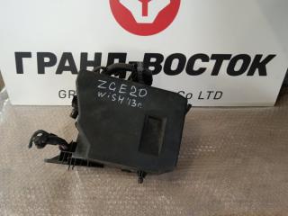 Блок предохранителей Toyota Wish 2013