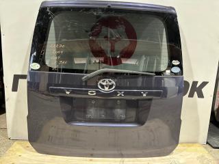 Дверь багажника Toyota Voxy 2009