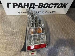 Стоп-сигнал левый Toyota Prius 2011