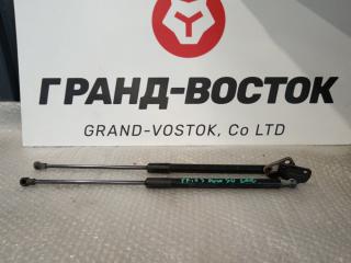 Амортизатор двери багажника Toyota Prius 2011
