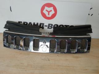 Решетка радиатора Mitsubishi Delica D:5 2009