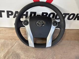 Руль Toyota Prius 2009