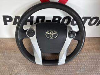 Руль Toyota Prius 2010