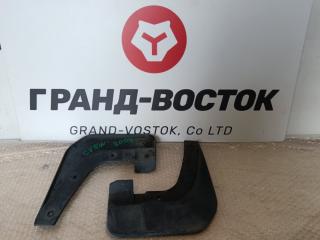 Запчасть брызговик передний Mitsubishi Delica D:5 2009