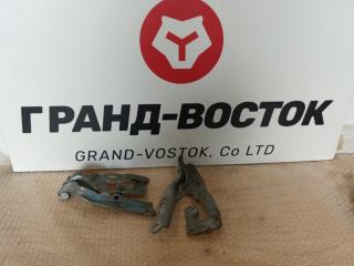 Петля капота Toyota Camry 2009