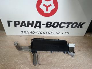 Подушка безопасности в колени Toyota Camry 2012