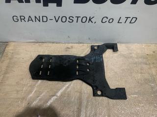 Фото запчасти защита днища кузова Lexus GS350 2006 Б/У запчасть Запчасть защита днища кузова Lexus GS350 2006