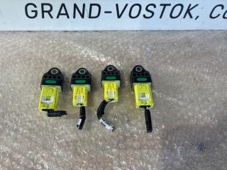 Датчик airbag задний Toyota Wish 2012 ZGE20 2ZR-FAE 89831-68020 контрактная