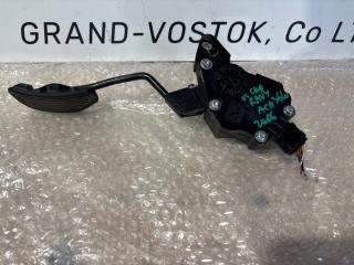 Педаль газа Toyota RAV4 2006