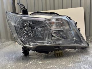Запчасть фара правая Nissan Serena 2011