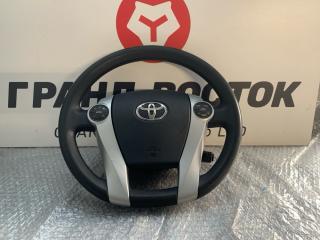 Руль Toyota Prius 2010
