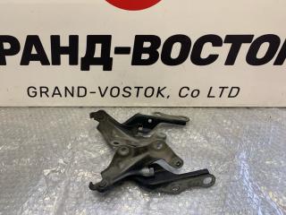 Петля капота Toyota Celica 2004