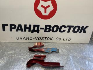 Петля капота Mazda Axela 2016