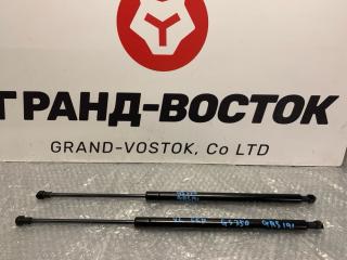 Фото запчасти амортизатор капота Lexus GS350 2009 Б/У запчасть Запчасть амортизатор капота Lexus GS350 2009