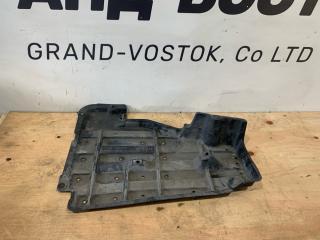 Фото запчасти защита топливного бака Toyota Wish 2008 Б/У запчасть Запчасть защита топливного бака Toyota Wish 2008