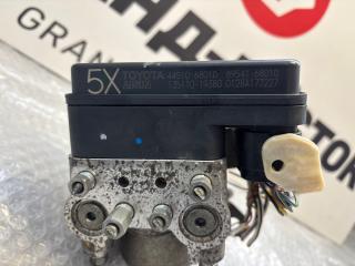 Блок ABS Toyota Wish ZNE10G 1ZZ-FE