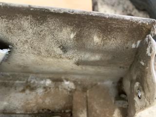 Порог кузова Prius 2018 ZVW50 2ZR-FXE