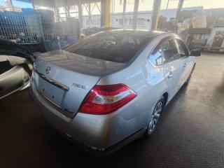 Крышка багажника Nissan Teana 2008 Б/У Крышка багажника Nissan Teana 2008