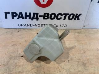 Бачок стеклоомывателя Mitsubishi Diamante 2002