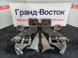 Ролик раздвижной двери Mitsubishi Delica D:5 2011