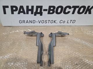 Петля капота Mazda Atenza 2013