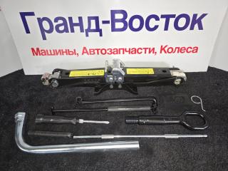 Запчасть домкрат AUDI A4 2010