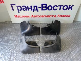 Запчасть брызговик Nissan Gloria 2003
