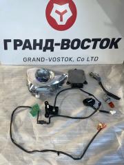 Линза фары передняя правая Toyota Prius 2018 контрактная Линза фары передняя правая Toyota Prius 2018