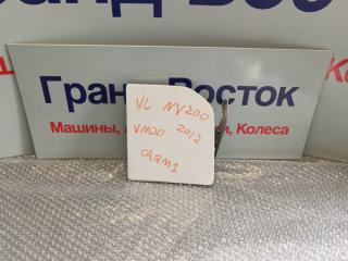 Запчасть лючок топливного бака Nissan NV200 2012