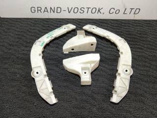 Запчасть крепление бампера заднее Mazda CX-7 2007