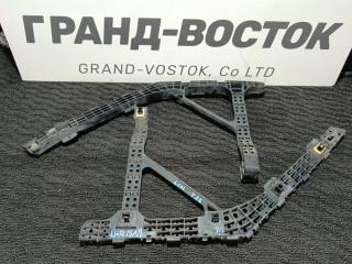 Запчасть крепление бампера заднее Honda Insight 2009