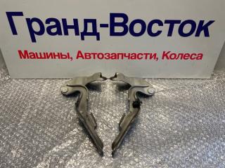 Петля капота Toyota Mark II контрактная Петля капота Toyota Mark II