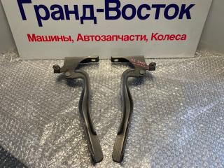 Запчасть петля капота Nissan Wingroad 2006