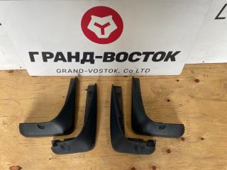 Брызговик Subaru Outback 2007