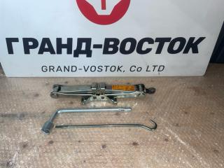 Фото запчасти домкрат Nissan Wingroad 2006 контрактная запчасть Запчасть домкрат Nissan Wingroad 2006