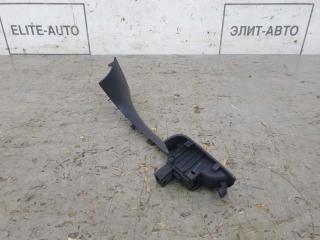 Запчасть кнопки стеклоподъемника задние левые VW Jetta 2015