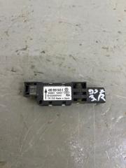 Запчасть датчик удара задний правый Porsche Cayenne 1 2008