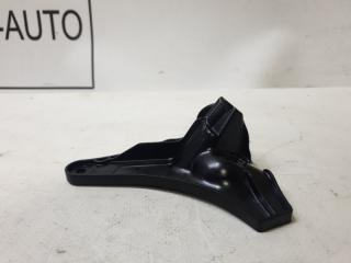 Запчасть кронштейн передний левый Mercedes E Class 2018