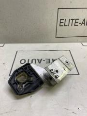 Кронштейн радиатора левый 1 2012 F20