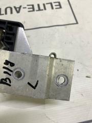 Кронштейн радиатора левый 1 2012 F20