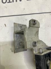 Кронштейн радиатора левый 1 2012 F20