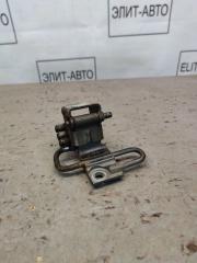 Запчасть петля двери передняя правая Porsche Cayenne 2008