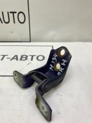 Петля двери передняя правая Mazda 6 2008