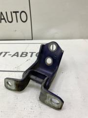 Петля двери передняя левая Mazda 6 2008