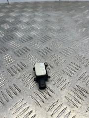 Запчасть датчик удара airbag Mercedes GL 2008