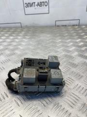 Запчасть блок реле предохранителей VW Touareg 2009