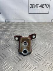 Петля двери передняя правая MAzda Cx-7 2006